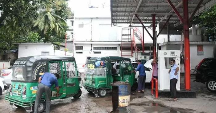 সিএনজি স্টেশন বন্ধের সময় কমল দুই ঘণ্টা